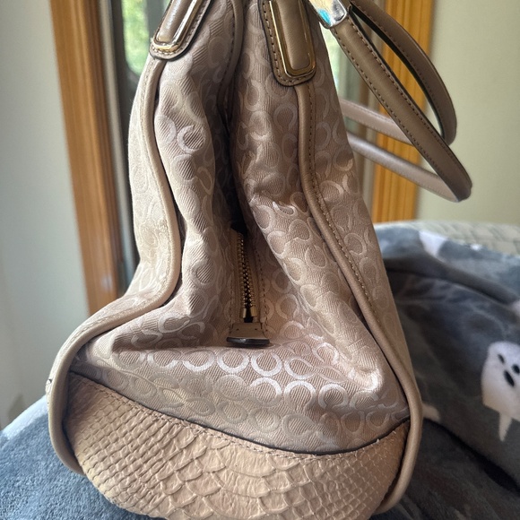 Coach bag - Picture 3 of 9